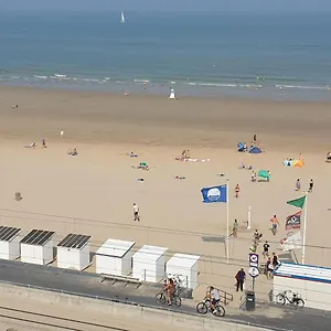 Appartement Raversijde With Seaview, Ostende