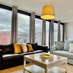https://suitesrus-near-diamond-district.hotelsantwerp.net